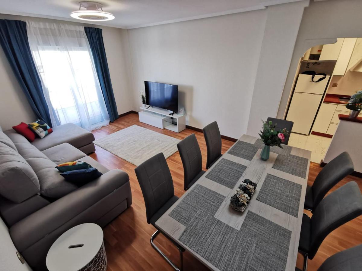 Bonita Apartamento Торевиеха Екстериор снимка