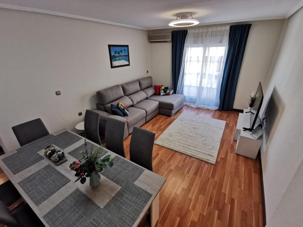 Bonita Apartamento Торевиеха Екстериор снимка